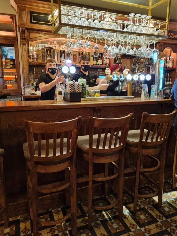 The Canalside B&B At The Auld Shebeen Bar Ати Екстериор снимка